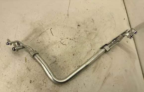 Audi Q3 F3 Air conditioning (A/C) pipe/hose 5QB816738