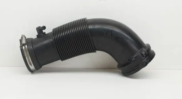 Audi Q5 SQ5 Air intake hose/pipe 06H129629