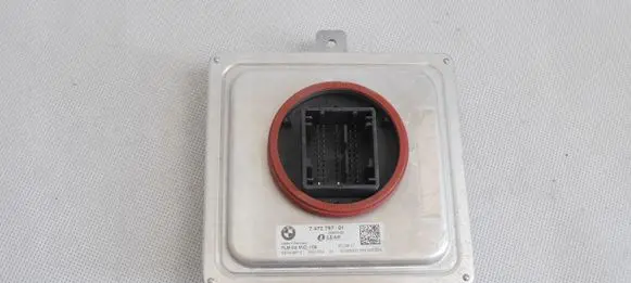 BMW 3 G20 G21 LED ballast control module 7472757