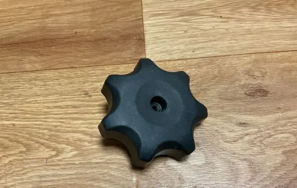 Hyundai Coupe Seat adjustment knob