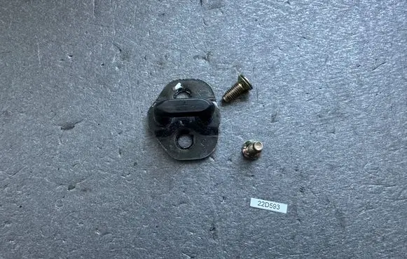 Nissan King Cab, Navara Rear door lock loop/hook striker 805705P001 0143300161
