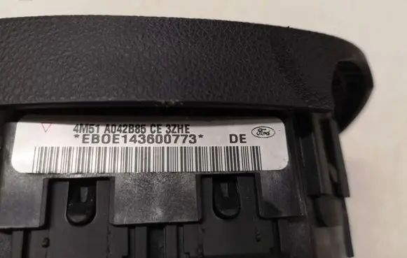 Ford Focus Steering wheel airbag 4M51A042B85CE