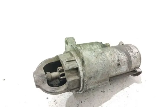 Opel Zafira B Starter motor