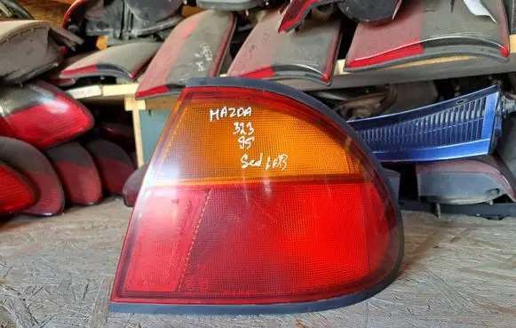 Mazda 323 Rear/tail lights 22061700