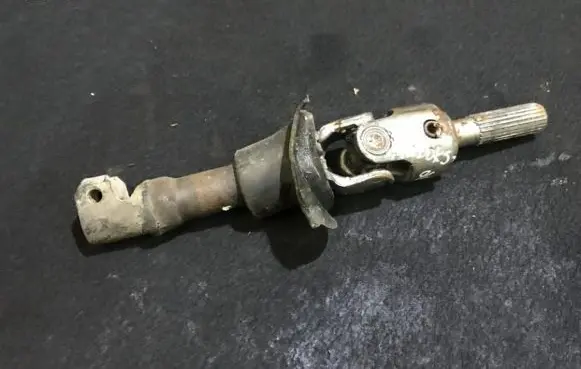 Mazda Xedos 9 Steering column universal joint