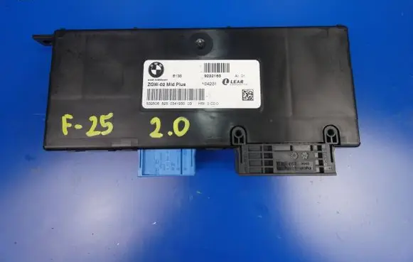 BMW X3 F25 Gateway control module 9232163 104231