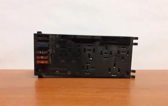 Mercedes-Benz E W210 Fuse box set 2997 0025452701