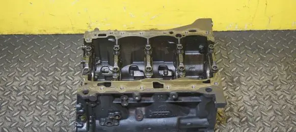 Audi A5 8T 8F Engine block CDNC 27SP29 CDN