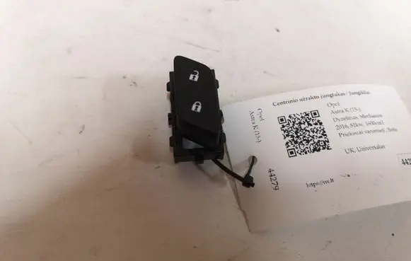 Opel Astra K Central locking switch button 13437277 6183L1