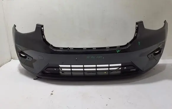 Volvo XC40 Front bumper 31690933