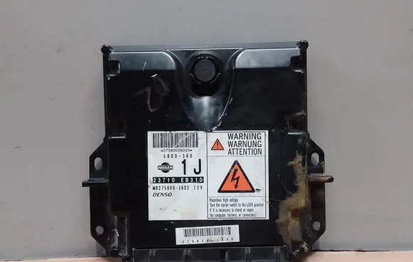 Nissan Navara D40 Engine control unit/module 23710EB310 MB2758003602 2758303490