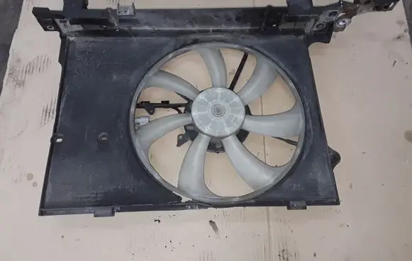 Toyota Auris 150 Electric radiator cooling fan 160400N120 MF4227501912