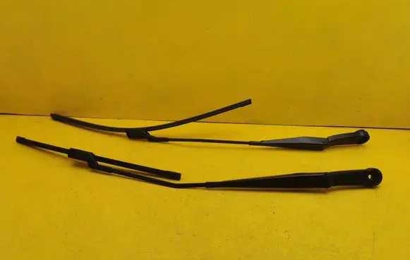 MG MG5 II Front wiper blade arm 10176597 10176671