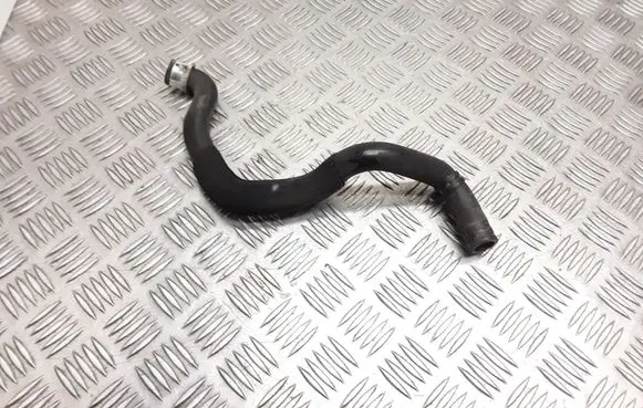 Mercedes-Benz C W204 Engine coolant pipe/hose A2045010982