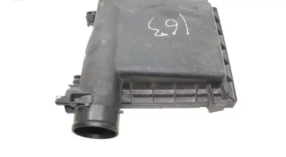 Toyota Auris 150 Air filter box cover 1781237030 1770537120