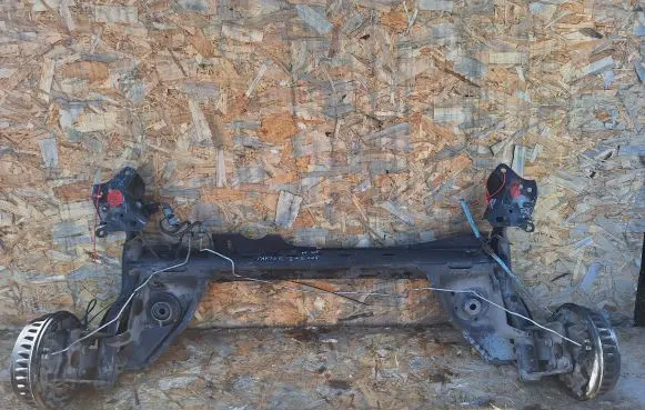 Renault Captur Rear axle beam 