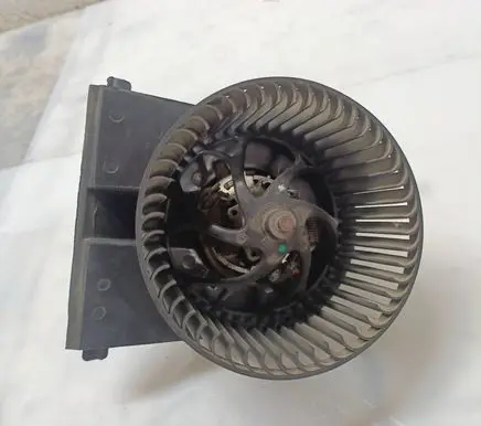 Volkswagen Golf IV Heater fan/blower