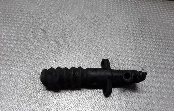 Peugeot 407 Clutch slave cylinder 