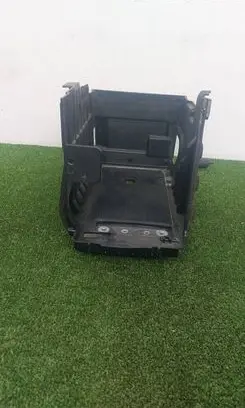 Land Rover Evoque II Battery box tray K8D2-10757-A