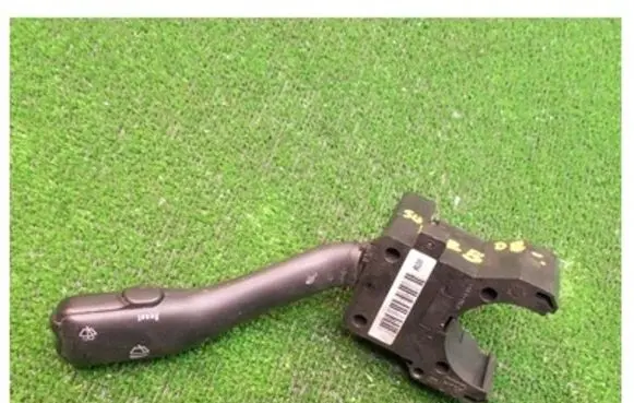 Skoda Superb B5 (3U) Wiper control stalk