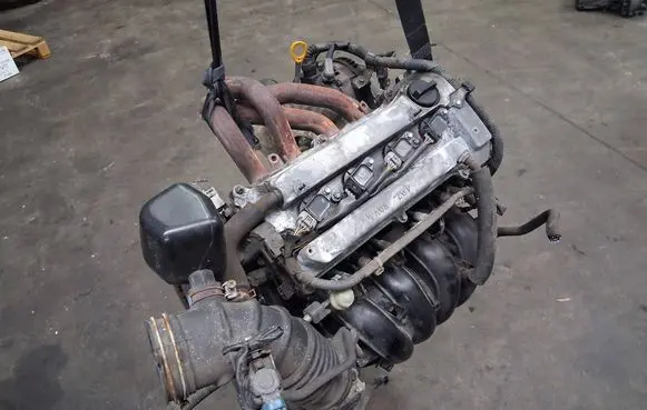 Toyota RAV 4 (XA30) Engine 1AZ-FE