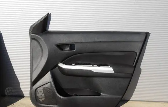 Suzuki Vitara (LY) Sliding door card 