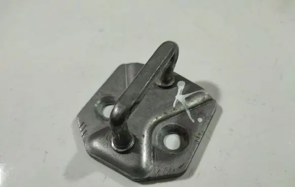 Ford Focus Rear door lock loop/hook striker AM5AA21982A AM5A-A21982-A