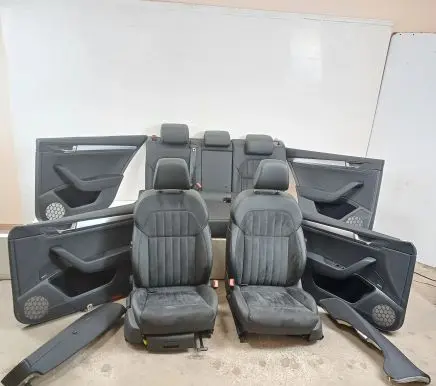 Skoda Superb B8 (3V) Seat set 5Q881106M 5Q959760B 3V9867024AH