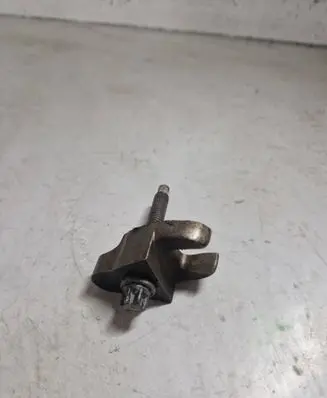 Citroen C4 Grand Picasso Fuel Injector clamp holder 