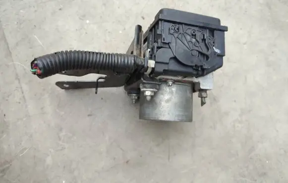 Toyota Aygo AB10 ABS Pump 445100H010 0265231579