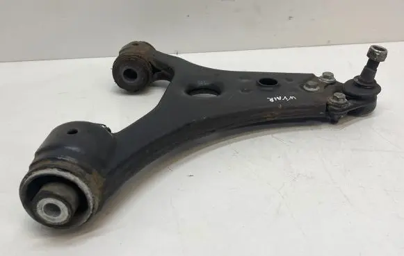 Mercedes-Benz B W245 Front lower control arm/wishbone A1693300407 6317156010