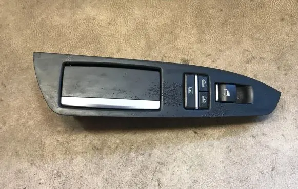 BMW 7 F01 F02 F03 F04 Electric window control switch 9204862