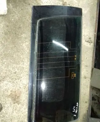 Volvo XC70 Rear side window