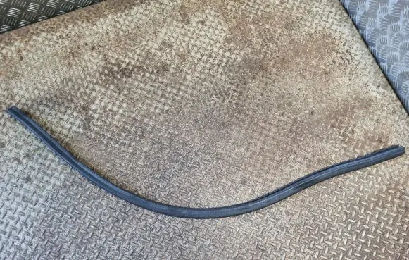 Engine compartment rubber