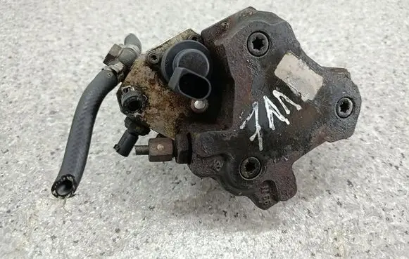 Mercedes-Benz B W245 Fuel injection high pressure pump