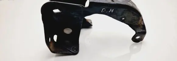Chrysler Grand Voyager IV Engine mounting bracket 04880314AB