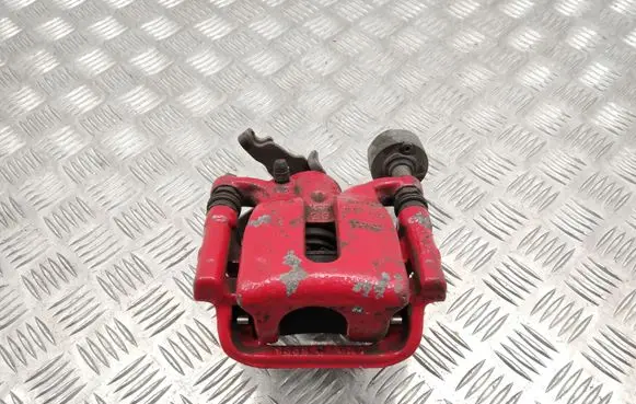 Volkswagen Polo VI Rear brake caliper 