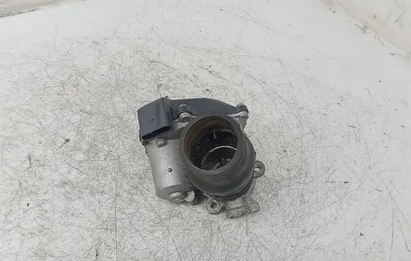 Audi A5 Sportback 8TA Throttle valve 04L131501B A2C80881400