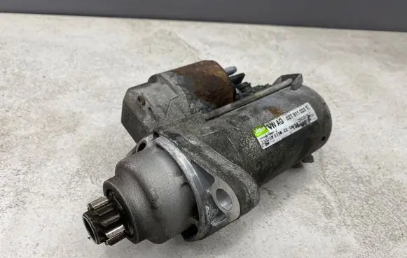 Volkswagen Golf V Starter motor 02T911023T 2307080357 D6GS13
