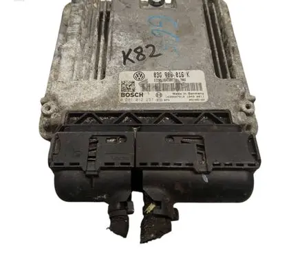 Skoda Octavia Mk1 (1U) Engine control unit/module 03G906016K 1039S07818 0281012237