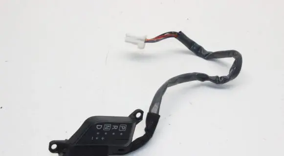 Infiniti Q50 Gear shift selector indicator 76H998