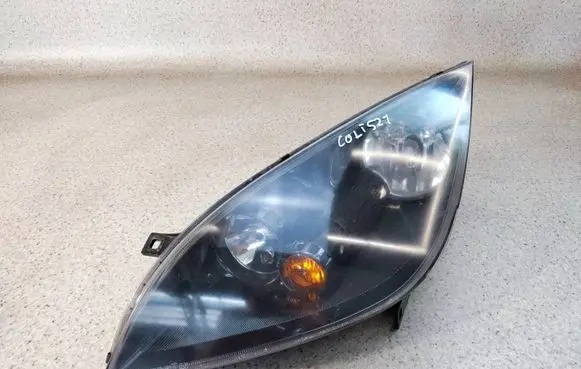Mitsubishi Colt Headlight/headlamp 8301b367