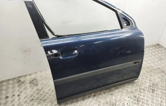 Volvo XC90 Front door