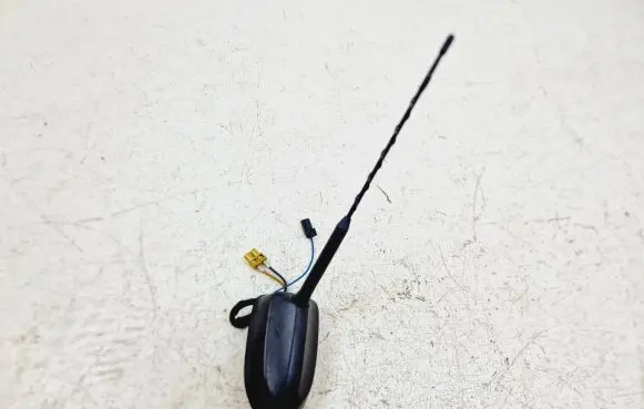Ford Fusion II Radio antenna HJ5T19G461 HJ5T19G461BA BQ3VJ