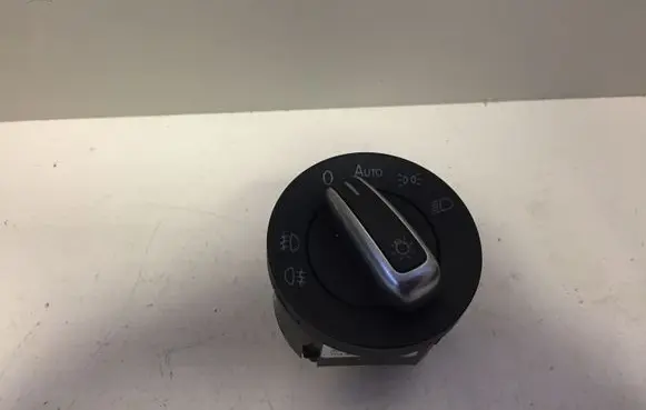 Volkswagen Tiguan Light switch 3C8941431A