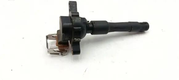 BMW X5 E53 High voltage ignition coil 1748017