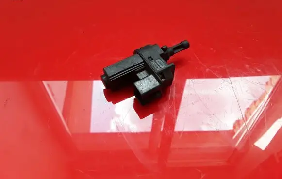 Clutch pedal sensor