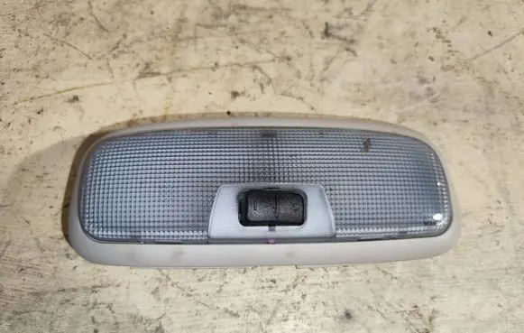 Ford Mondeo MK IV Rear seat light 8a6a13776ab
