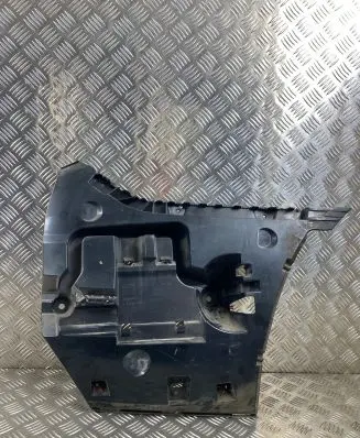 BMW 5 F10 F11 Rear bumper mounting bracket 15857711 7184768