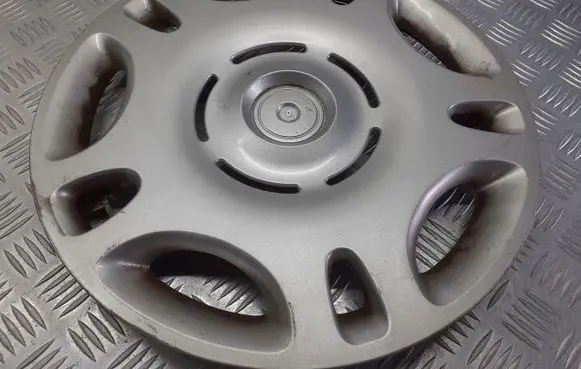Fiat Grande Punto R15 wheel hub/cap/trim 3613-1094